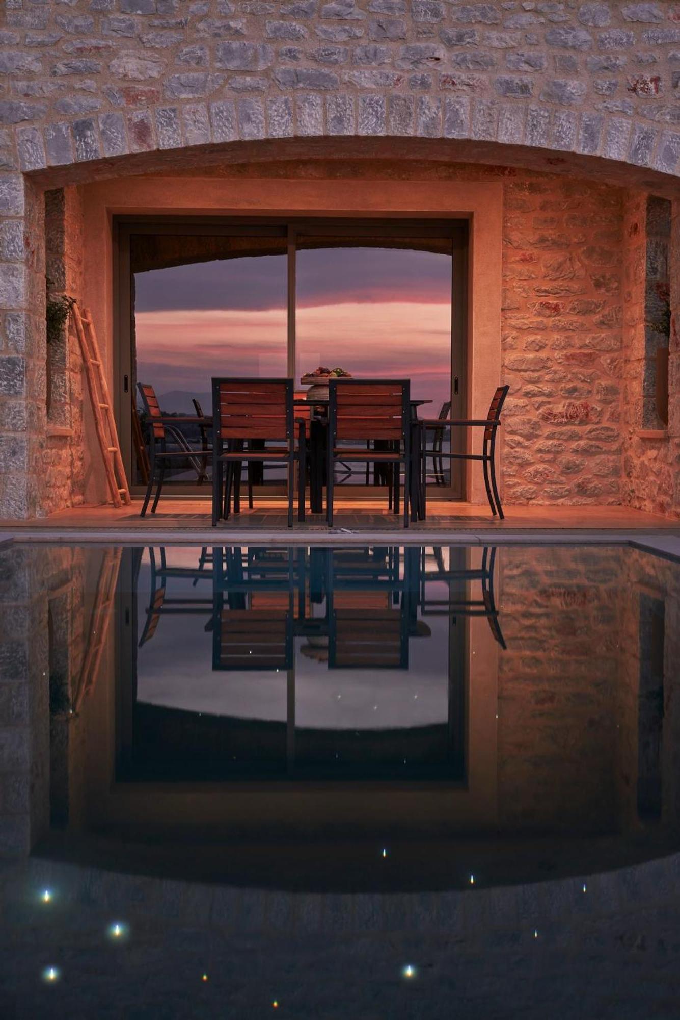 Beachfront Alassa Villas With Private Pools Kotronion  Екстериор снимка