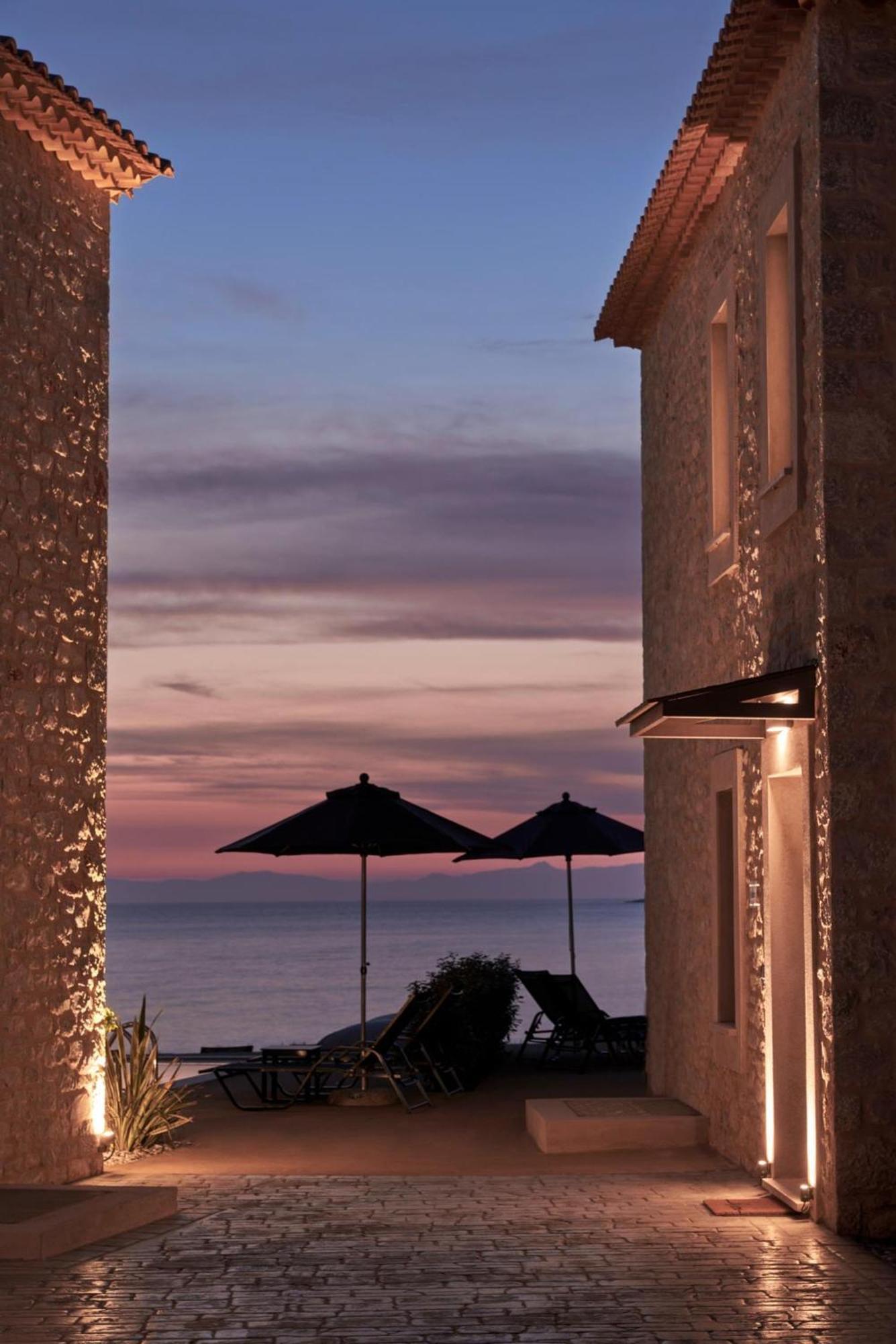 Beachfront Alassa Villas With Private Pools Kotronion  Екстериор снимка