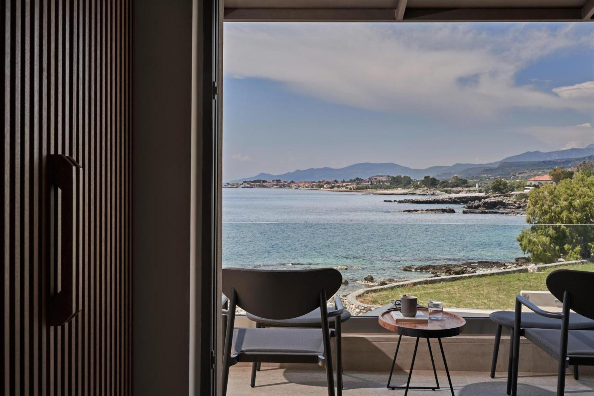 Beachfront Alassa Villas With Private Pools Kotronion  Екстериор снимка